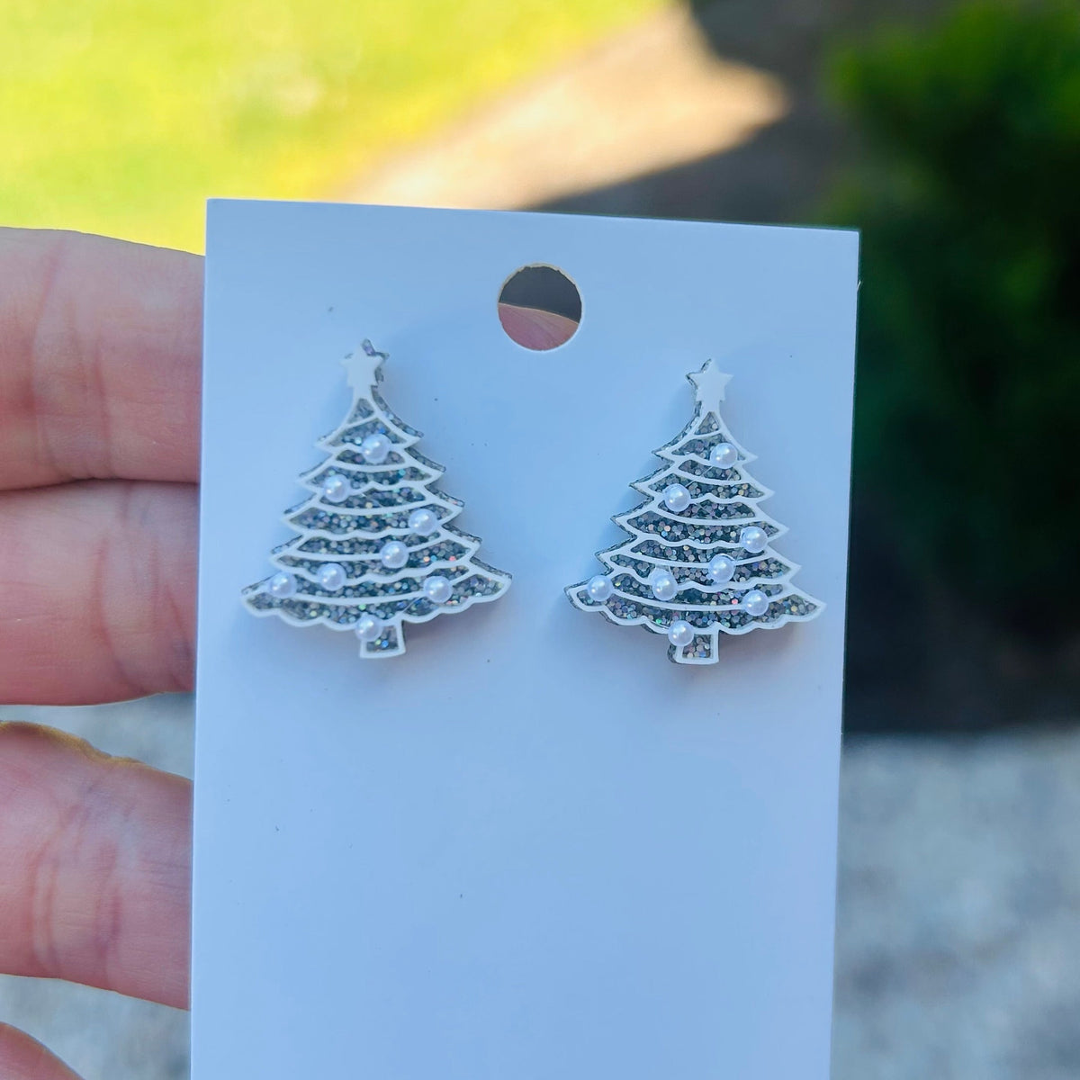 Christmas Tree Studs - Snowfall .7”