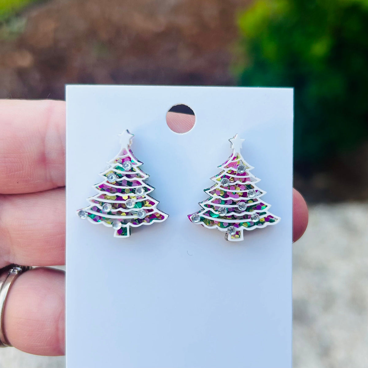 Christmas Tree Studs - Snowfall .7”